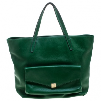 مملوكة مسبقًا Carolina Herrera Green Leather Envelope Pocket Tote