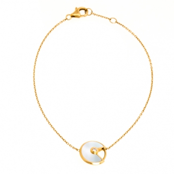 Pre Owned Cartier Amulette De Cartier White Mother of Pearl & Diamond 18k Yellow Gold Bracelet