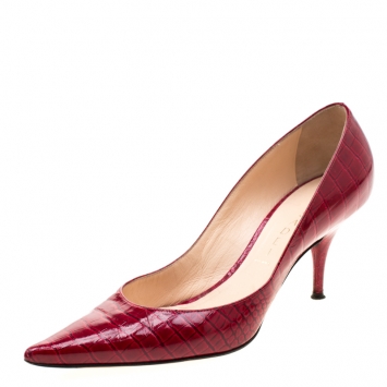 مملوكة مسبقًا Casadei Red Croc Embossed Patent Leather Pointed Toe Pumps Size 37.5