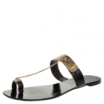 Pre Owned Casadei Black Leather Embellished Chain Detail Toe Ring Flats Size 40