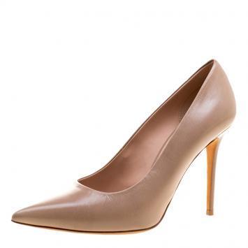 Pre Owned Celine Beige Leather Pointed Toe Pumps Size 39