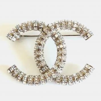 Pre Owned Chanel CC Silver Crystal Encrusted Brooch Fashion and Silver Jewelry