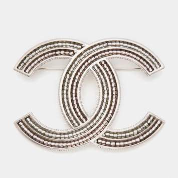 Pre Owned Chanel CC Resin Silver-Tone Pin Brooch