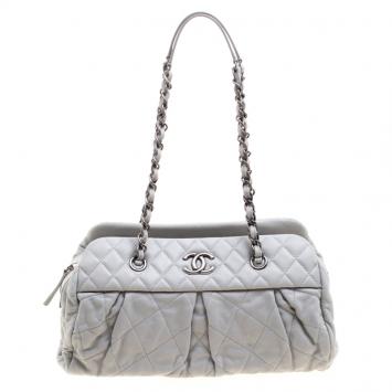 Pre Owned Chanel Grey Quilted Iridescent Leather Chic Quilt Bowling Bag