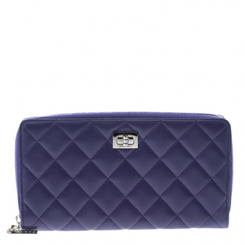 Pre Owned Chanel Purple Quilted Leather Reissue Zip Around Wallet