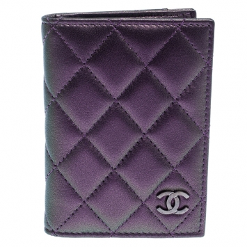 Pre Owned  Chanel Metallic Quilted Leather Classic Bifold Wallet