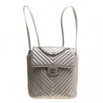 Pre Owned Chanel Silver Chevron Quilted Leather Urban Spirit Backpack