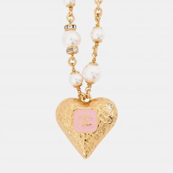 مملوكة مسبقًا Chanel CC Logo Heart Gold Tone Metal Faux Pearl Rhinestone Women's Necklace