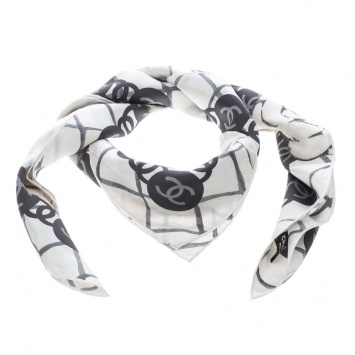 Pre Owned Chanel Off White Camellia and CC Logo Print Silk Square Scarf