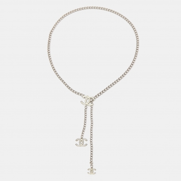 Pre Owned Chanel Silver Tone Enamel CC Charm Chain Belt