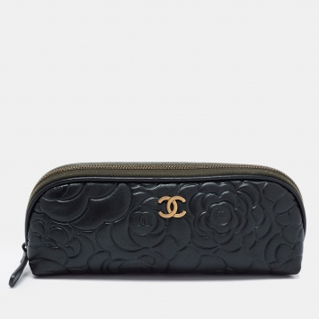 Pre Owned Chanel Dark Green Leather CC Camellia Cosmetic Pouch