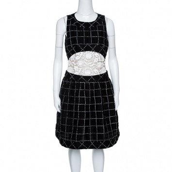 Pre Owned Chanel Monochrome Textured Checked Pattern Lace Insert Sleeveless Dress M