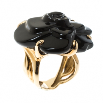 Pre Owned Chanel Camelia Carved Onyx 18K Yellow Flower Cocktail Gold Ring Size 50