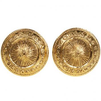 Pre Owned Chanel Vintage 1990 collection Gold Tone Domed Shield Clip-On Earrings