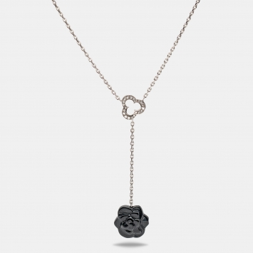 Pre Owned Chanel Camelia Sculpte Diamond Onyx 18k White Gold Necklace