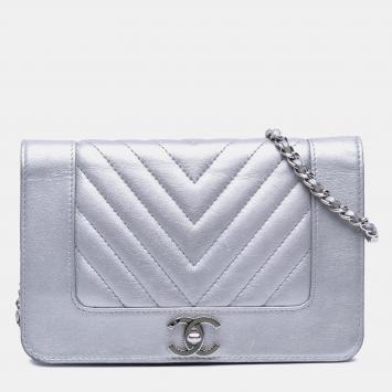Chanel Silver Chevron Quilted Metallic Lambskin Mademoiselle Wallet On Chain