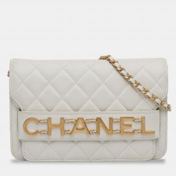 Pre Owned Chanel White Enchained Wallet on Chain