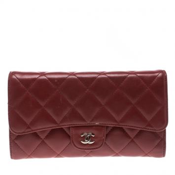 Pre Owned Chanel Red Quilted Leather Classic Flap Wallet