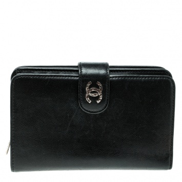 Pre Owned Chanel Black Leather CC Bifold Wallet