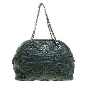 Pre Owned Chanel Green Quilted Crinkled Leather Ultra Stitch Satchel