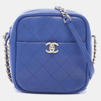 مملوكة مسبقًا Chanel Casual Trip North South Blue Goatskin Leather Camera Bag