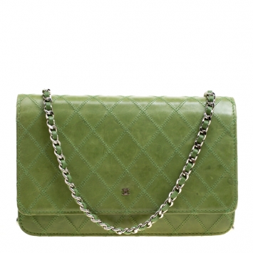 Pre Owned Chanel Green Quilted Leather Wallet On Chain