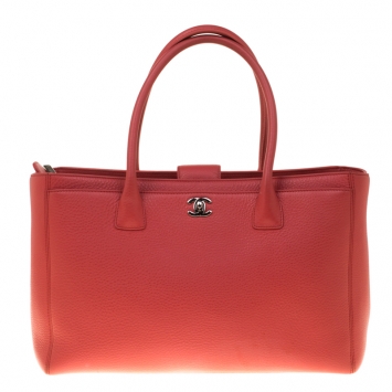 Pre Owned Chanel Red Leather Large Cerf Executive Tote