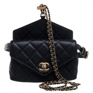 Pre Owned Chanel Black Quilted Leather Envelop Flap Waist Bag