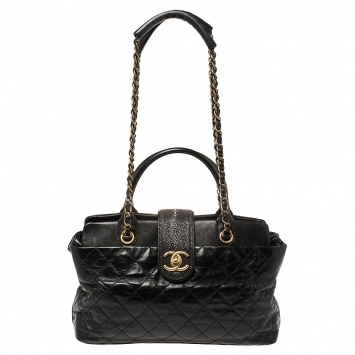 Pre Owned Chanel Black Quilted Glazed Leather and Stingray CC Bindi Tote