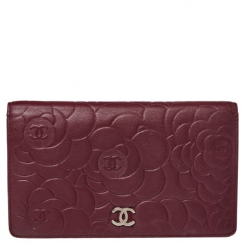 Pre Owned Chanel Burgundy Camellia Embossed Leather Bifold Wallet 