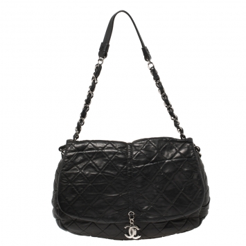 Pre Owned Chanel Black Quilted Pleats Leather Flap CC Charm Hobo
