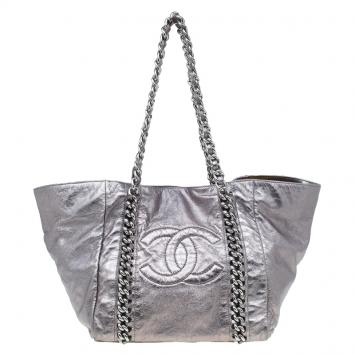 Pre Owned Chanel Silver Glazed Crackled Leather Small Modern Chain Tote
