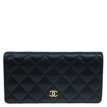 Pre Owned Chanel Black Quilted Caviar Bi-Fold Wallet