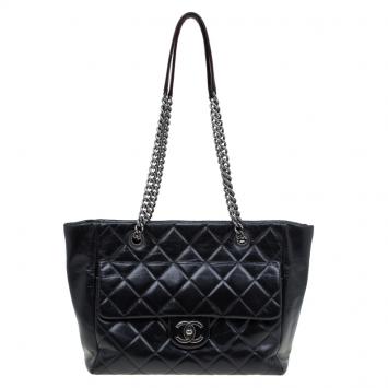 Pre Owned Chanel Black Glazed Leather Petite Shopper Tote