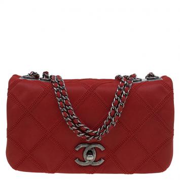 مملوكة مسبقًا Chanel Red Diamond Stitch Leather Mini Flap Bag