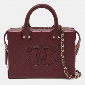 Pre Owned Chanel Burgundy Quilted Leather Vanity Case Box Bag