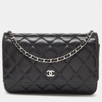Pre Owned Chanel Black Quilted Leather O Mini Wallet on Chain