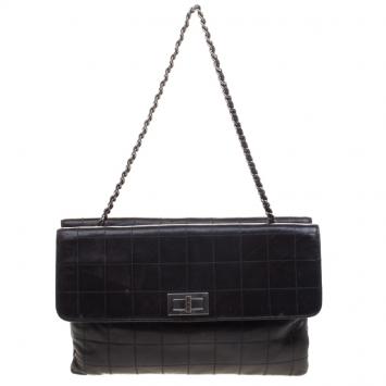Pre Owned Chanel Black Chocolate Bar Leather Reissue Flap Bag