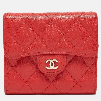 Pre Owned Chanel Red Quilted Caviar Leather CC Trifold Wallet