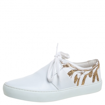 مملوكة مسبقًا Chanel White Leather Lace Up Low Top Sneakers Size 36