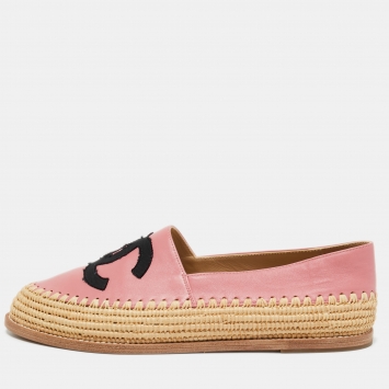 Pre Owned Chanel Pink Leather CC Espadrille Flats Size 39