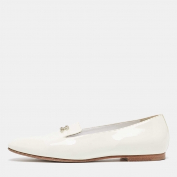 Pre Owned Chanel Off White Patent Leather CC Crystals Smoking Loafers Size 39