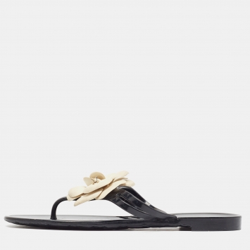 Pre Owned Chanel Black Rubber CC Camellia Thong Flats Size 36