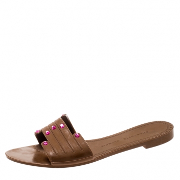 مملوكة مسبقًا Charlotte Olympia Brown Rubber Manipedi Flat Slides Size 37