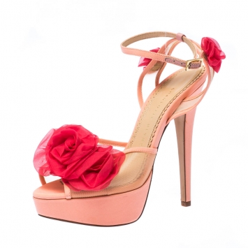 مملوكة مسبقًا Charlotte Olympia Peach/Pink Satin and Mesh Pomeline Rose Peep Toe Platform Sandals Size 37