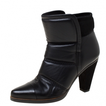Pre Owned Chloe Black Soft Leather Ankle Boots Size 37.5