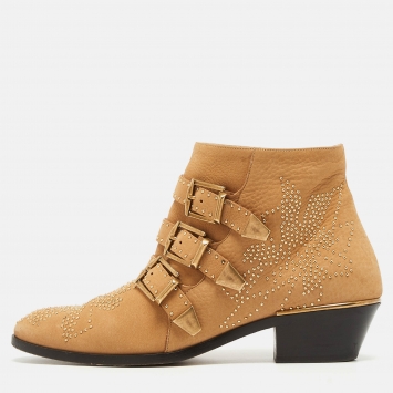مملوكة مسبقًا Chloe Tan Leather Studded Suzanna Ankle Boots Size 39