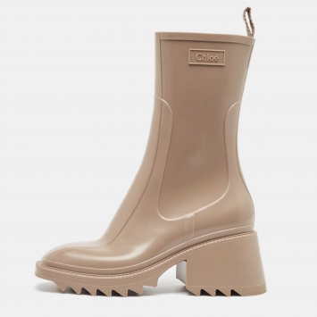 مملوكة مسبقًا Chloe Beige Rubber Mid Calf Rain Boots Size 37