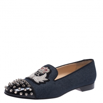 مملوكة مسبقًا Christian Louboutin Blue/Black Denim And Patent Spiked Cap Toe Harvanana Smoking Slippers Size 40.5