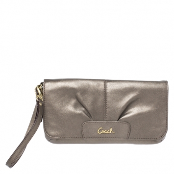 Pre Owned Coach Metallic Pale Green Leather Ashley Flap Wristlet Clutch